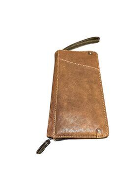 FOSSIL Men's or Women's large brown leather wallet passport holder zip around